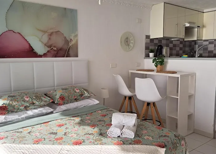 Slow Boat Experience Apartment Callao Salvaje